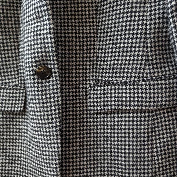 J. Crew Regent Blazer in Houndstooth Wool - Picture 7 of 8